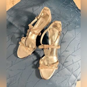 New! Antonio Melani Silver Leather 3” High Heels w/ Rhinestones NIB  Size 7m